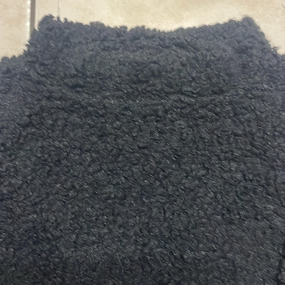 Sweater - Picture 2 of 5